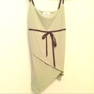 ✅ Green-ish Camisole Top w/Ribbon Detail 🎀